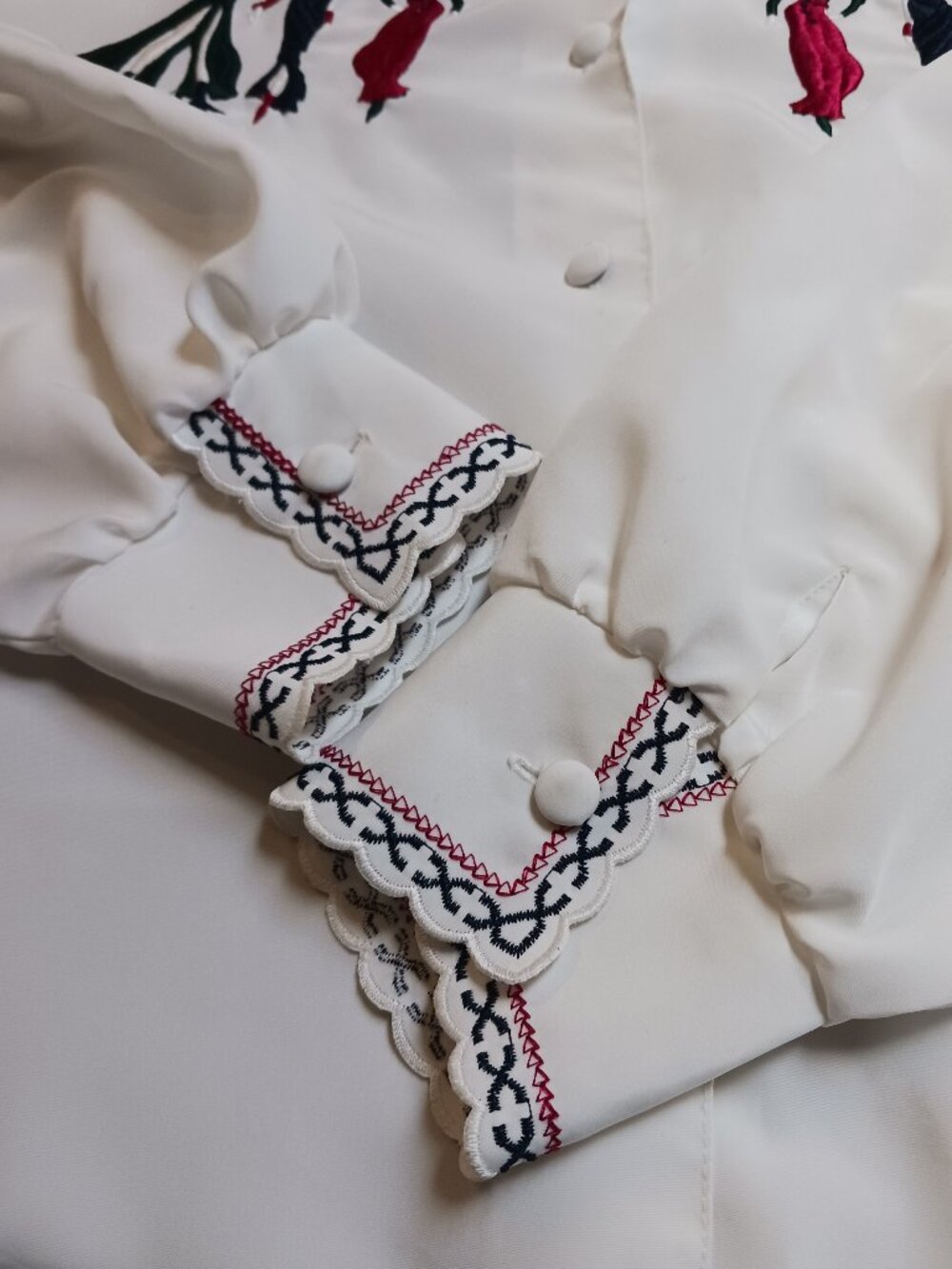 Vintage Jessica Embroidered Size 18 White Long Sleeve Button-Up Polyester Blouse - Picture 16 of 16